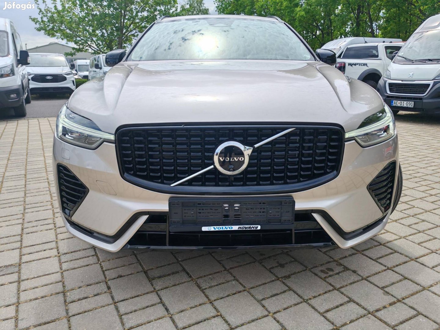 Volvo XC60 2.0 [T6] Plus Dark AWD Geartronic VO...